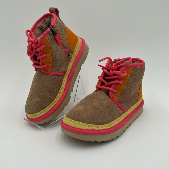 NEW! Unisex UGG Neumel II Boot NWOB - Picture 2 of 9